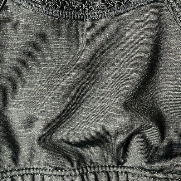 Black zyia sports bra - Picture 4 of 4